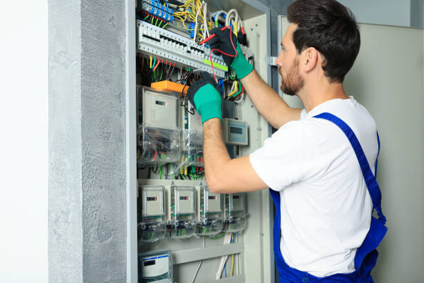 Best Best Electricians Near Me  in Eldridge, IA